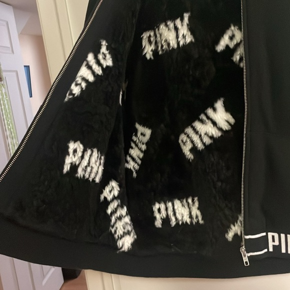 Victoria Secret PINK Hoodies with Plush Lining. - Picture 11 of 16